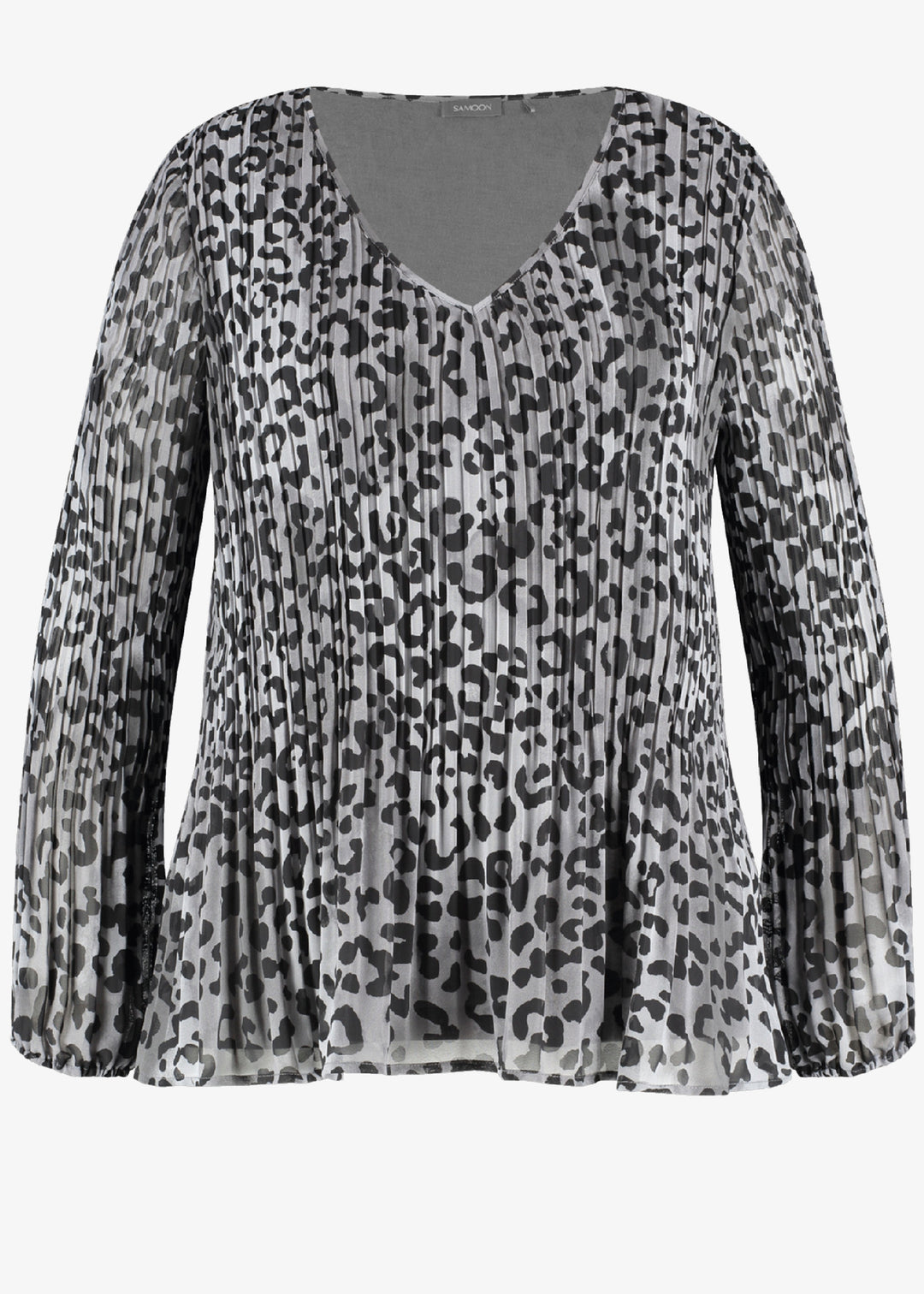 Samoon Animal Print V-Neck Plisse Pleated Top in Grey Prt