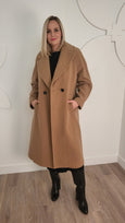 Junge Wool Blend Reefer Coat with Notch Collar and Raglan Sleeve in Camel