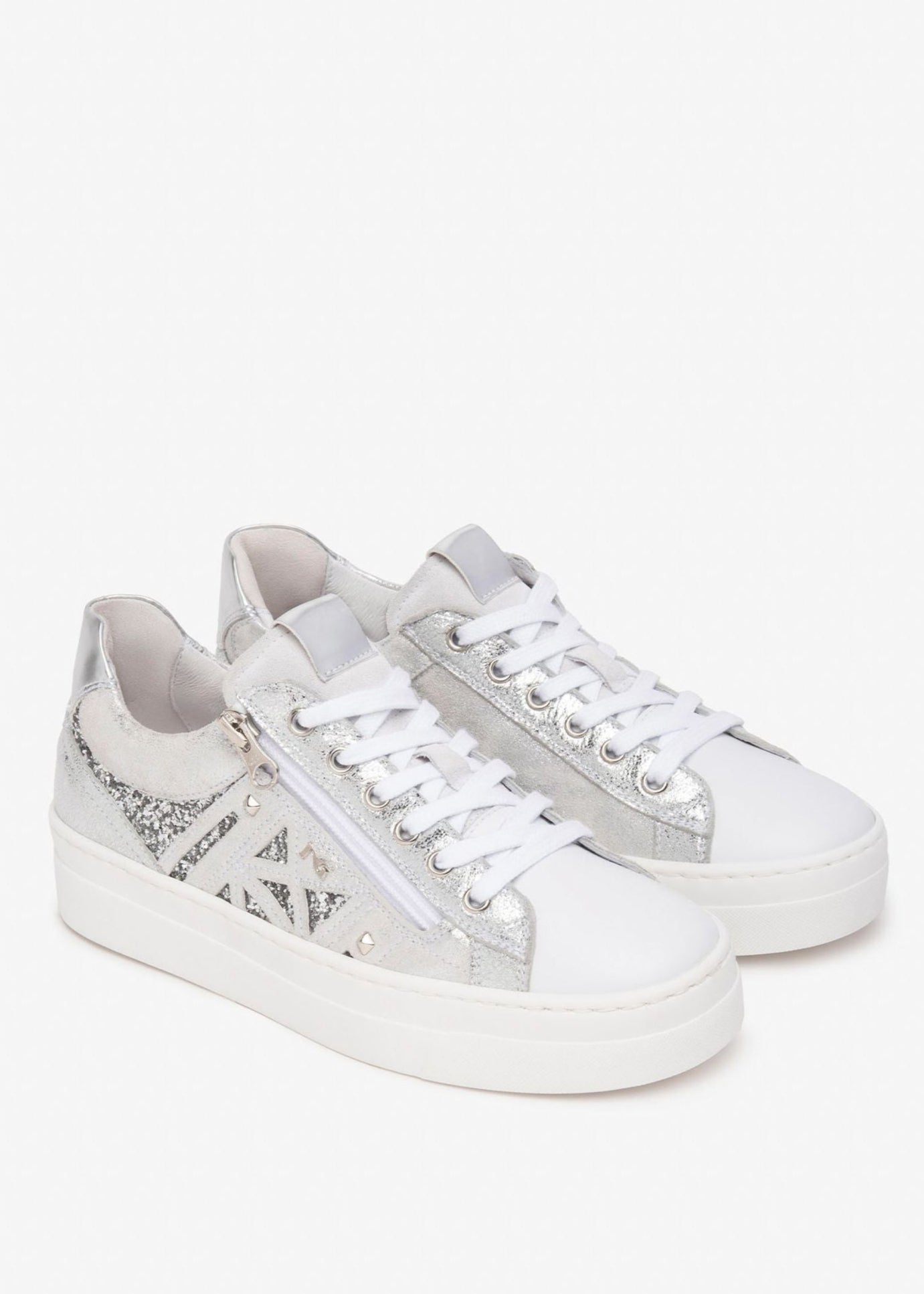 front view of Nero Giardini Skipper Bianco Zip Closure Platform Runner in White