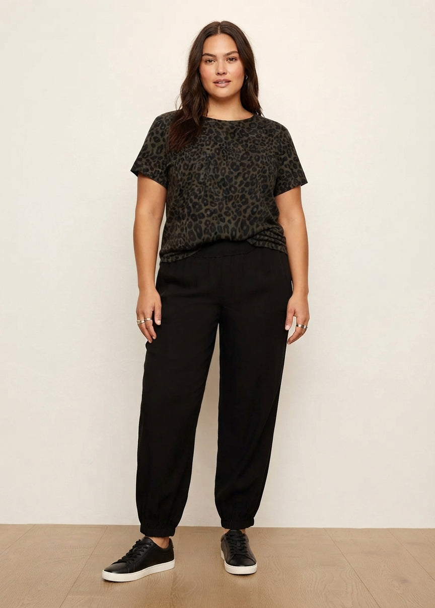 Sanctuary: Relaxed Style for the Fall Season