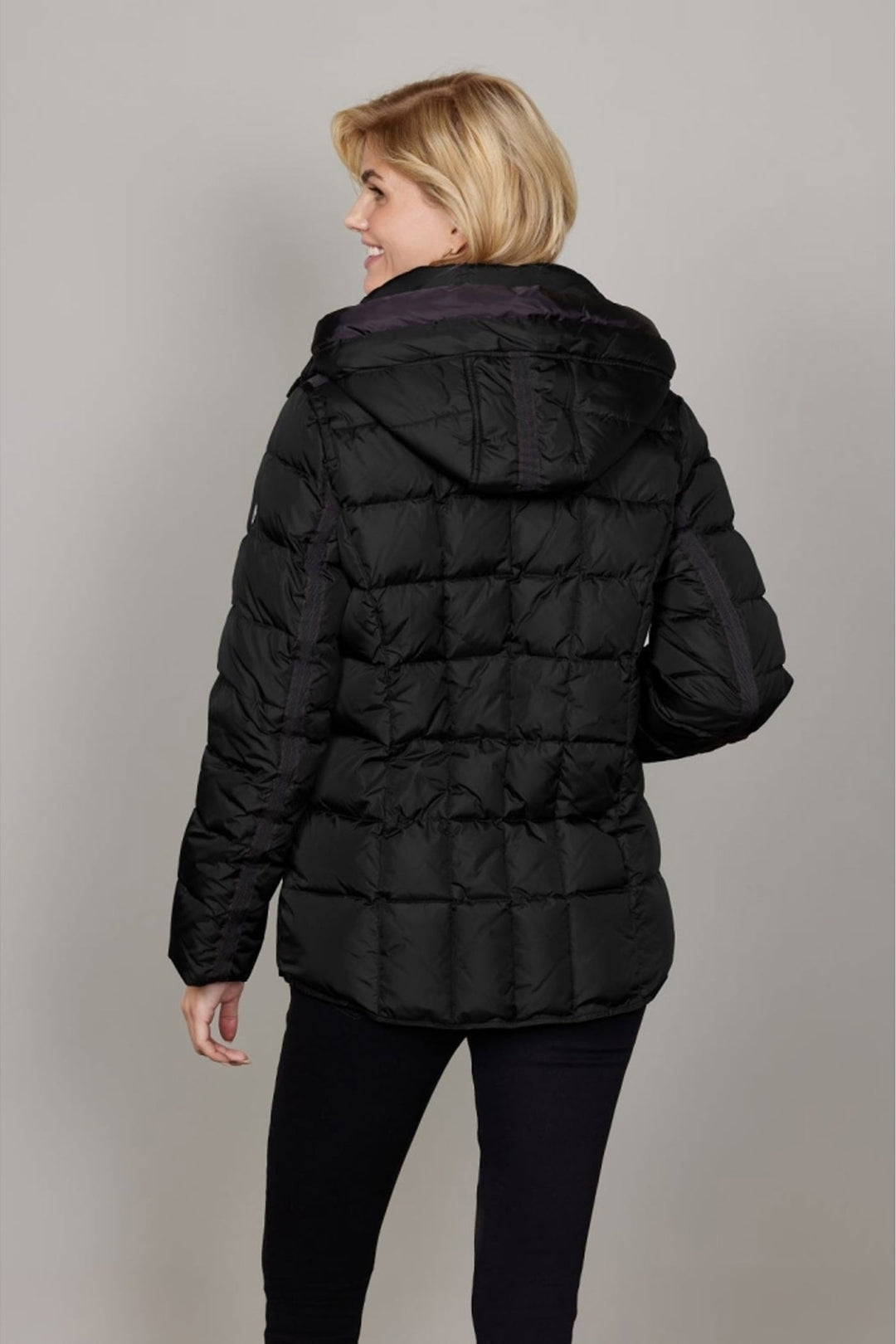 Junge Down Filled Wind Resistant Short Quilted Coat with Stand Collar and Detachable Hood in Black