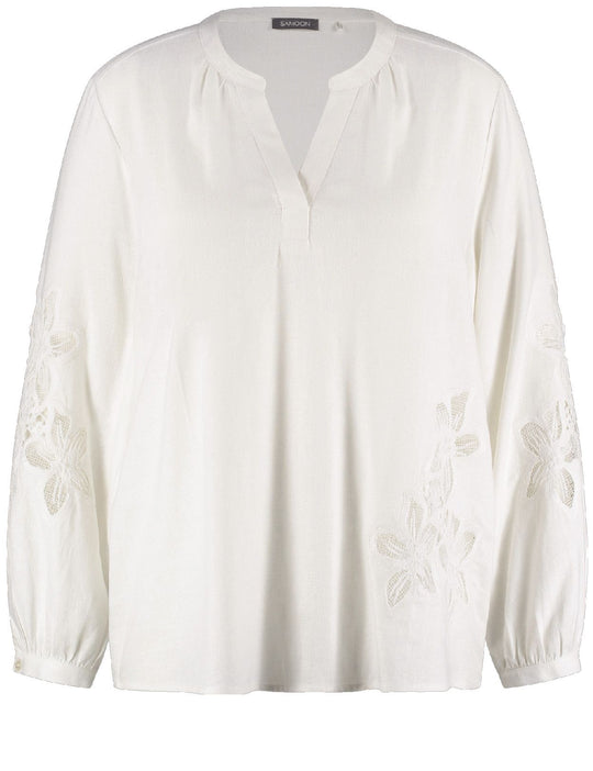 front view of plus size Samoon Linen Blend split neck Top with Applique in White