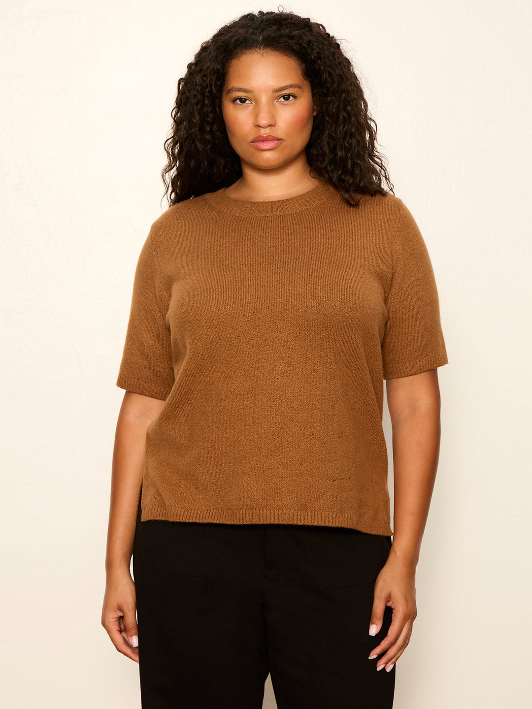 Brown short-sleeve knit tee with ribbed jewel crew neck, relaxed fit