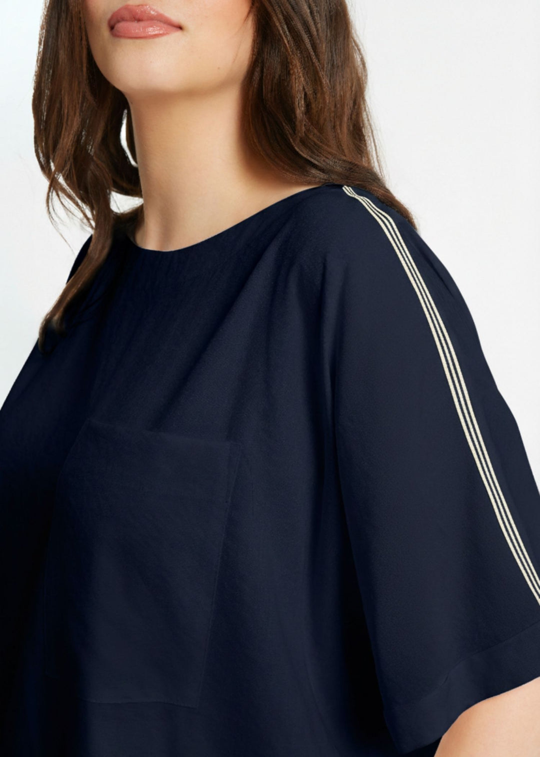 Mat Popover Top with Stripe on Sleeve in Navy Blue