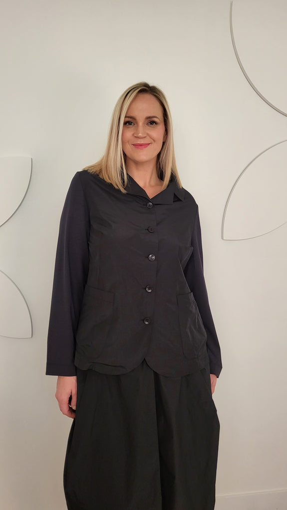 Toni T. Iridescent Taffeta Jacket with Jersey Sleeves in Black