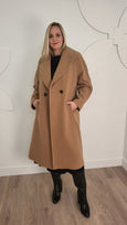 Junge Wool Blend Reefer Coat with Notch Collar and Raglan Sleeve in Camel