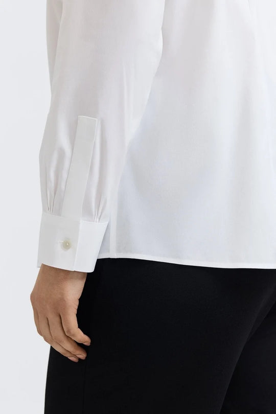 Foxcroft white long-sleeve shirt sleeve with button cuff and slight pleat