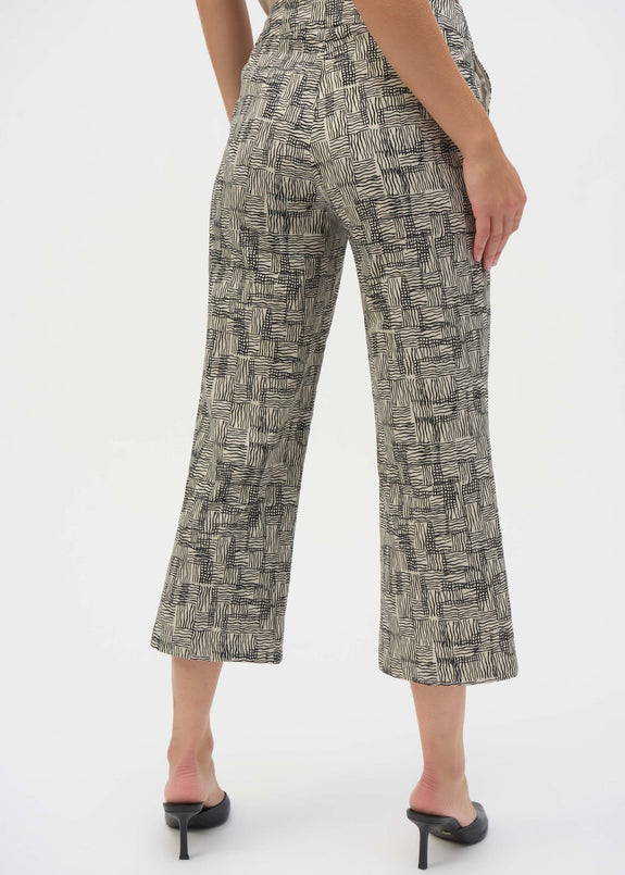 back view of plus size Joseph Ribkoff Millenium Geo Print Pull On Culotte crop Pant in Blk/Beige