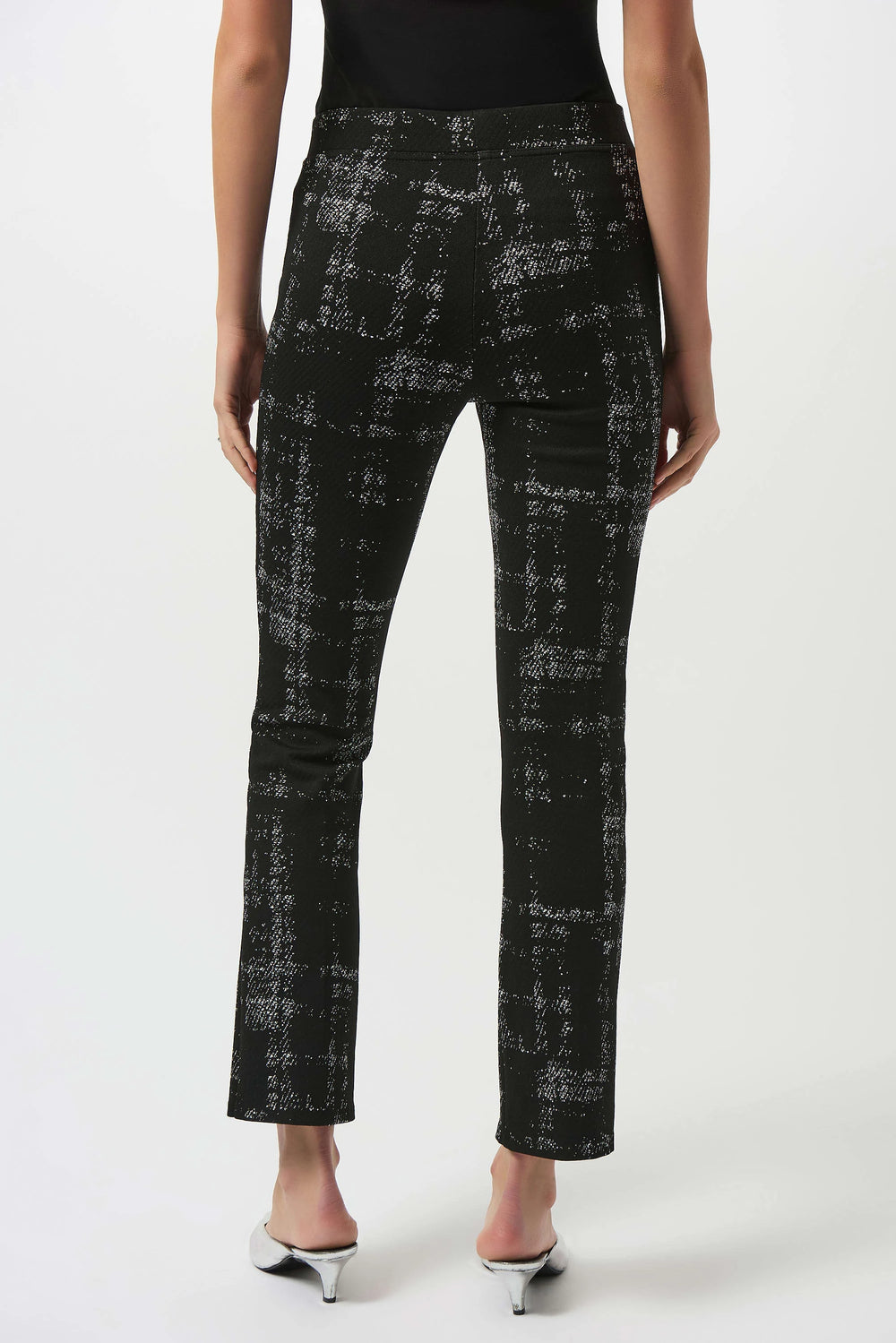 Joseph Ribkoff Jacquard knit Plaid Print Pull On Pant in Black Off White