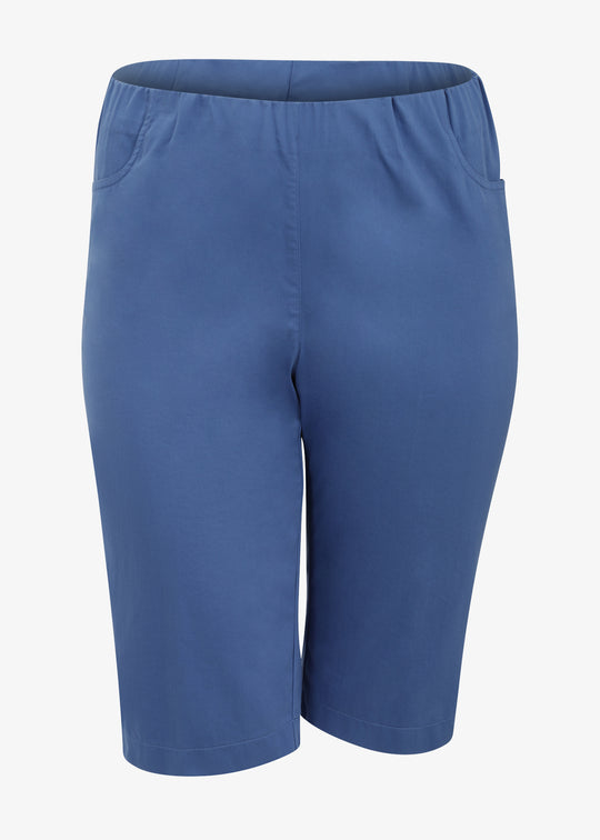 front view of Verpass  plus size Stretch Pull On Bermuda Short in Indigo