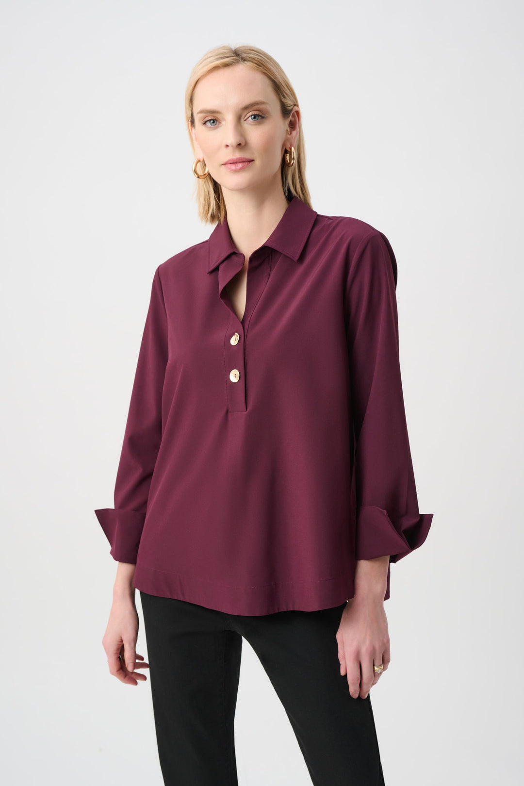Elderberry stretch poplin shirt with pointed collar, half placket, button front