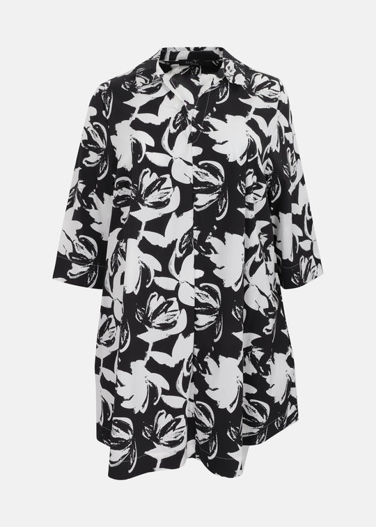 Toni T. Stretch Poplin Graphic Flower Elbow Sleeve Tunic in Black White
