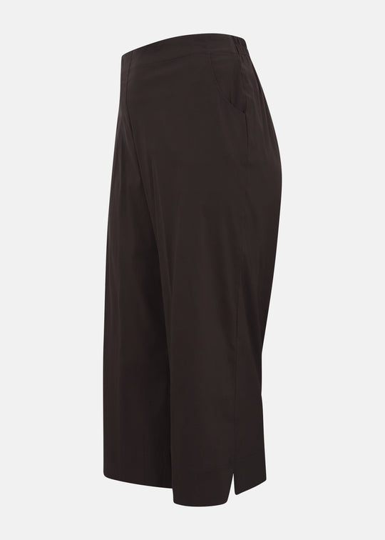 Toni T. Stretch Poplin Crop Pant with Slit and Pockets in Coffee