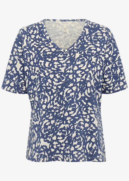 front view of Part Two Curlia V-neck Curved hem Tee in Blue Print