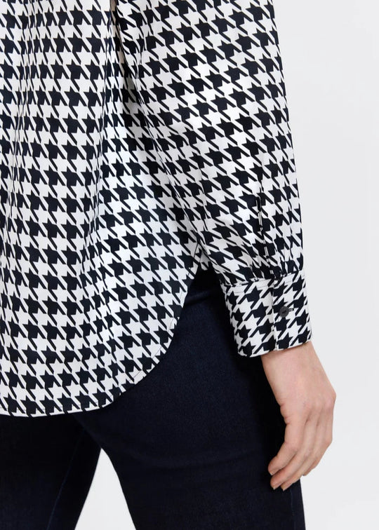 Close up side view of plus size Foxcroft Meghan Classic Houndstooth Long Sleeve Cotton Shirt in Black White