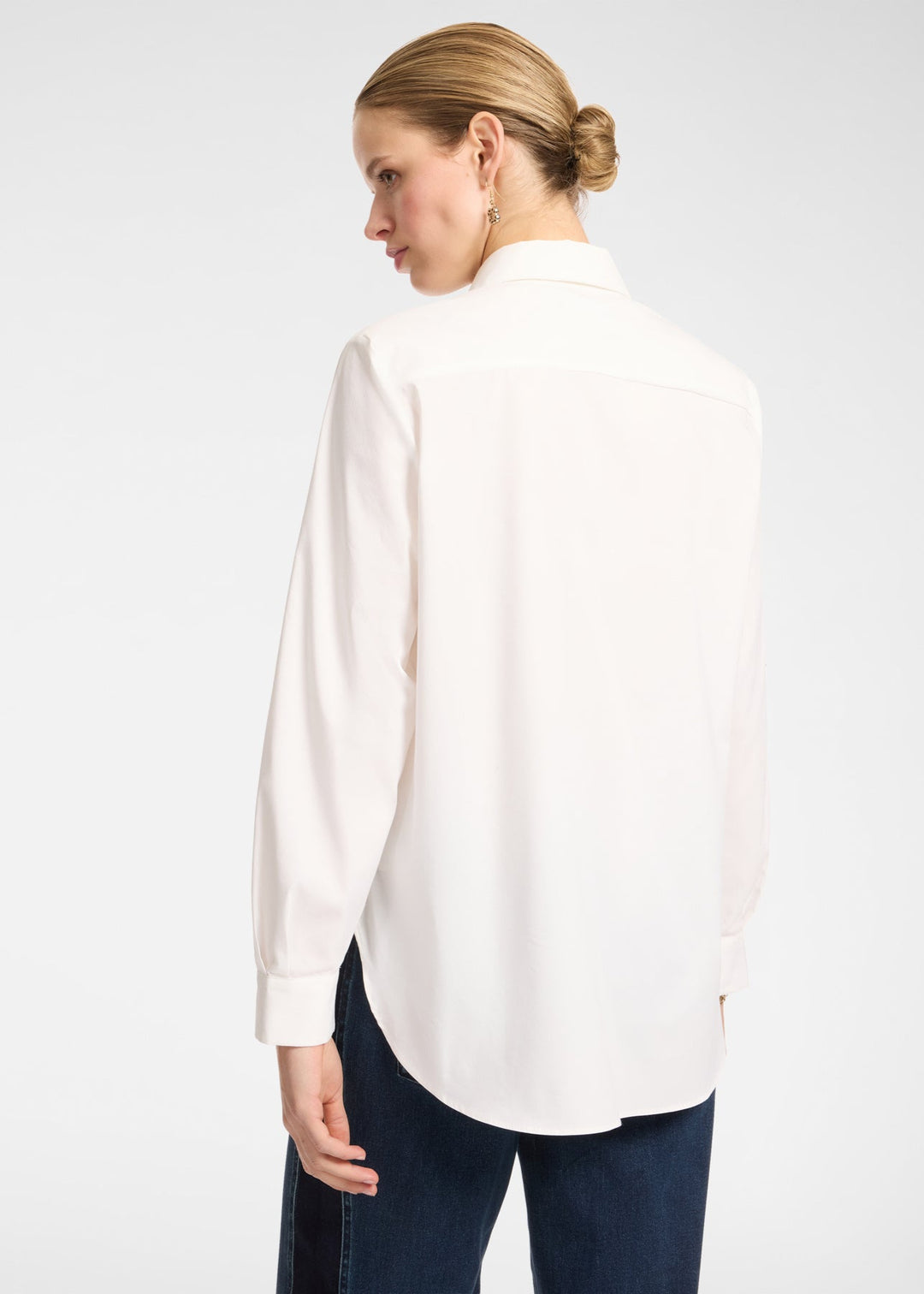 back view of plus size Elena Miro Oversize Stretch Poplin Shirt in White