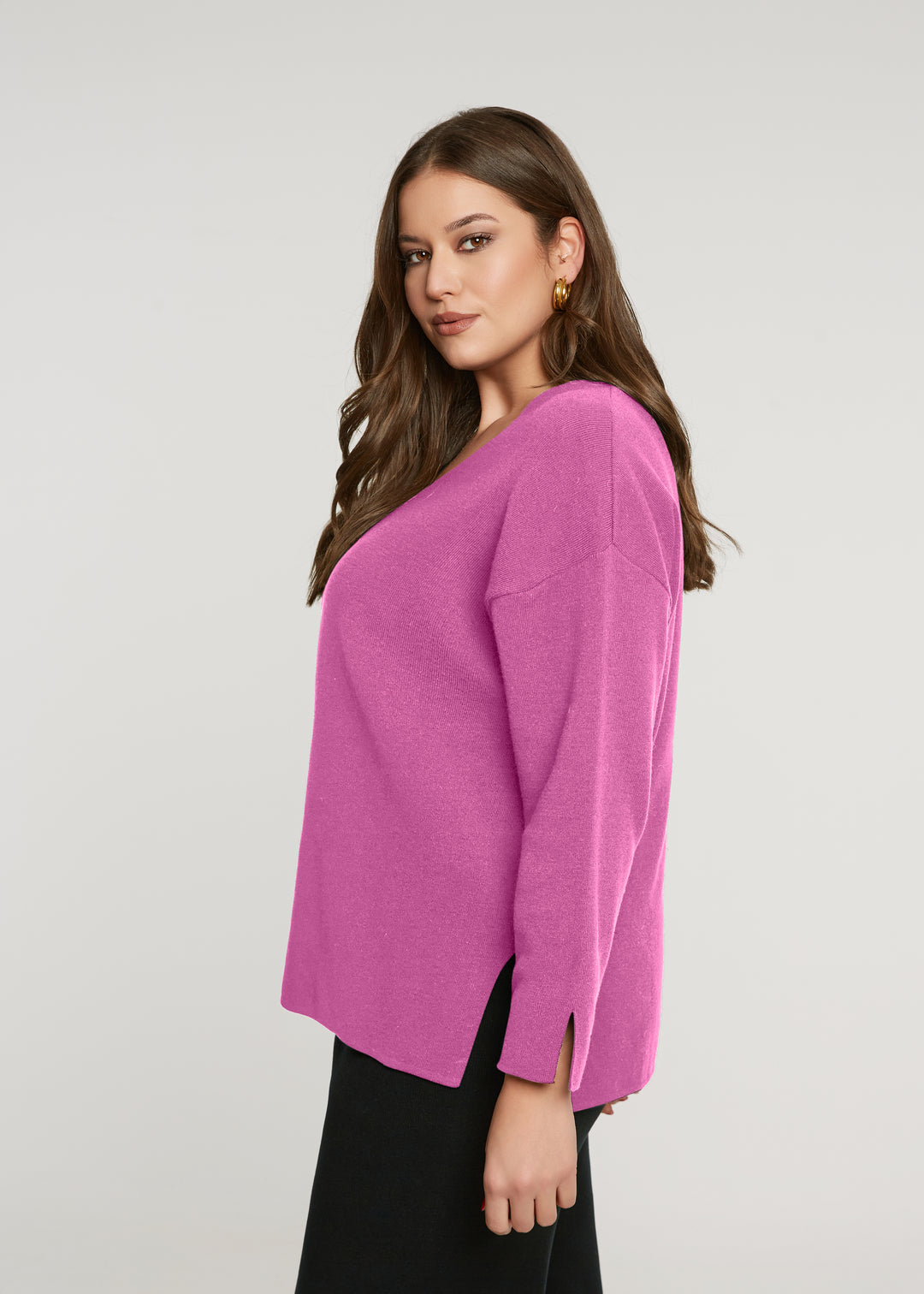 Mat V Neck Long Sleeve Sweater in Rose