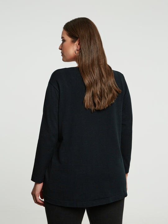 Mat Bateau neck Sweater with Centre Seam detail in Black