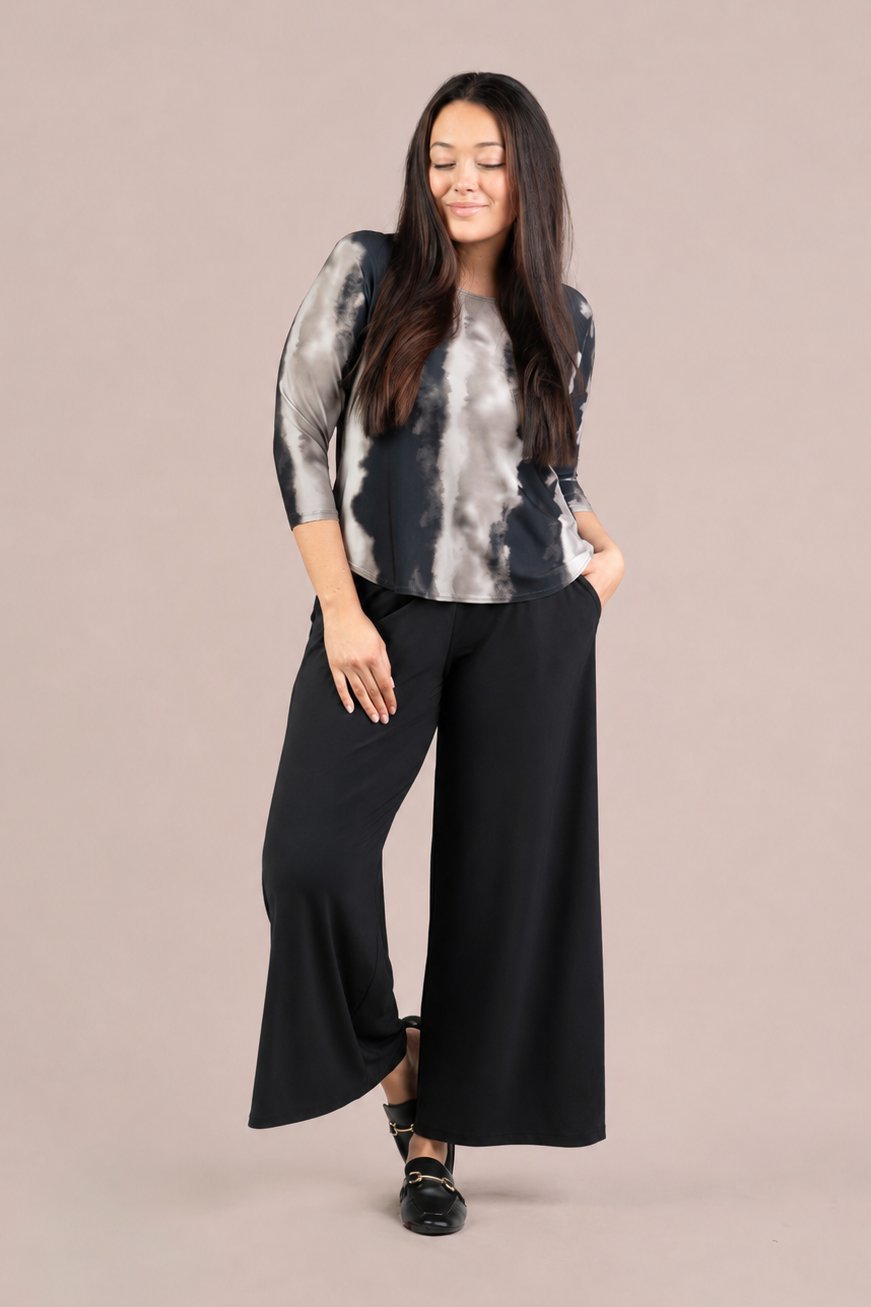 Relaxed fit long-sleeve crewneck tee with abstract graphite watercolour panel print