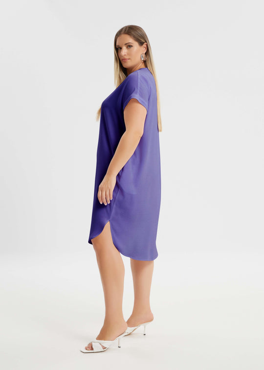 size view of Mat plus size polyester textured air-wash V-neck Short Sleeve Dress in Lilac