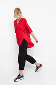 Ozai N Ku V-neck Elbow Sleeve Tee with Jersey Back in Red