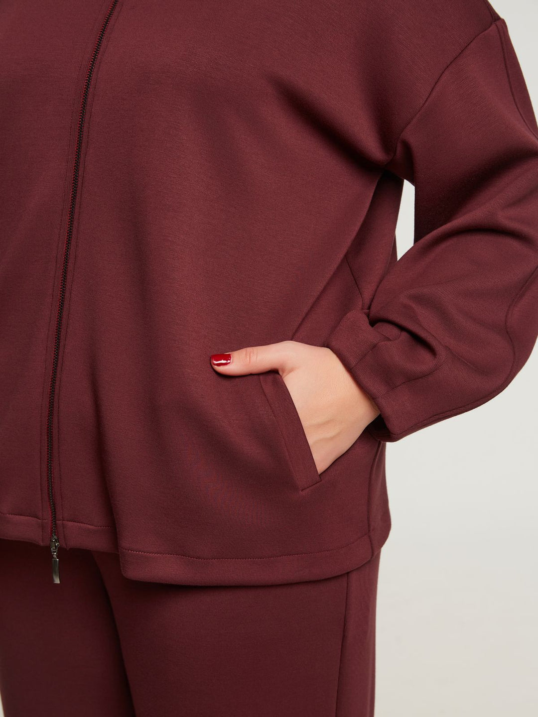 Mat Zip Front Athleisure Jacket in Bordeaux