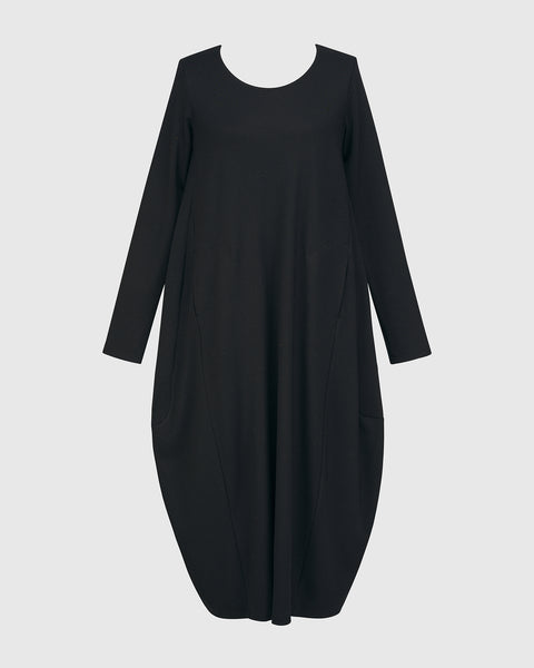 Alembika Oval Shaped Dress with Pockets in Black