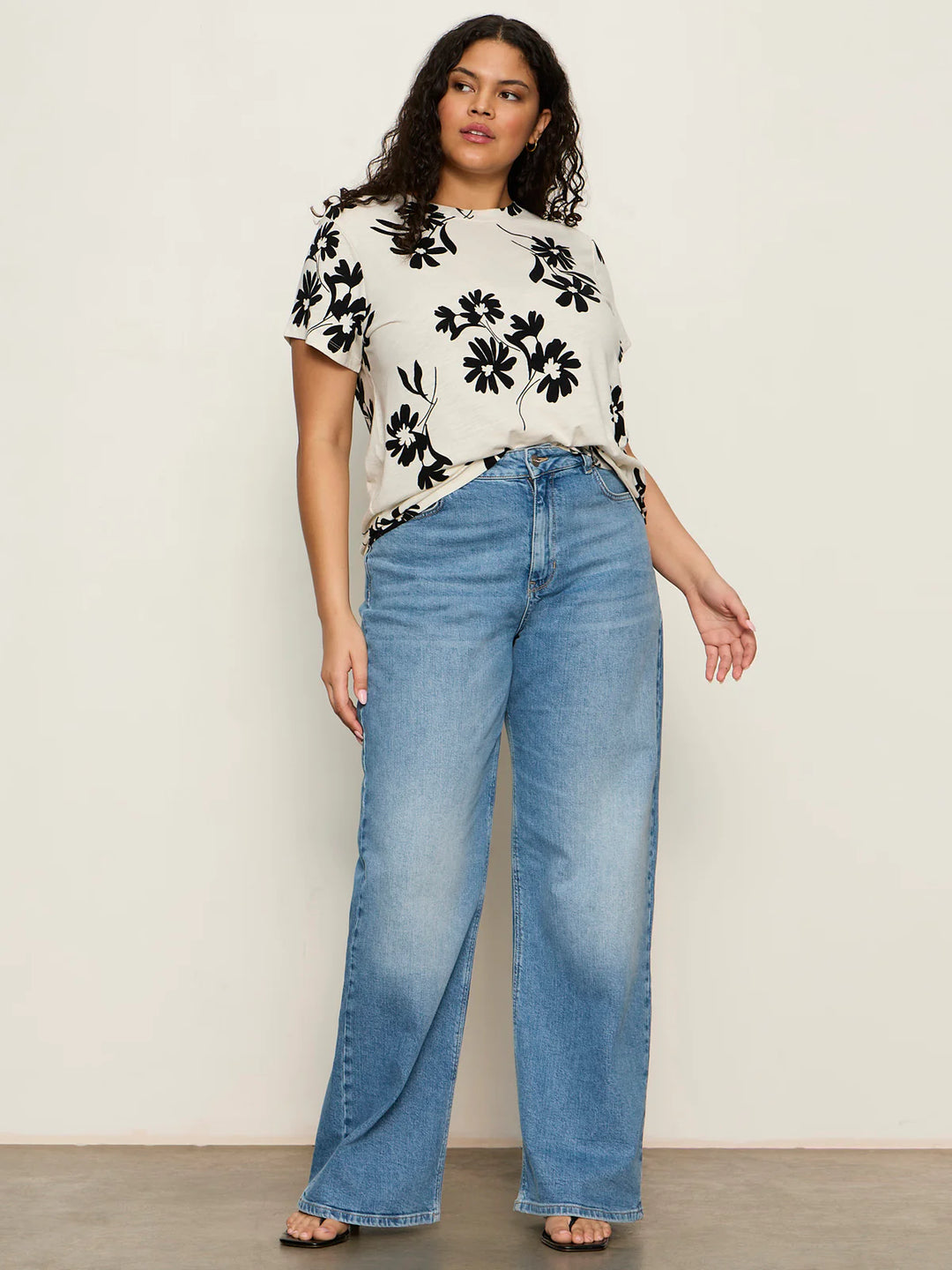 Sanctuary The Perfect Tee in Chalk Bloom