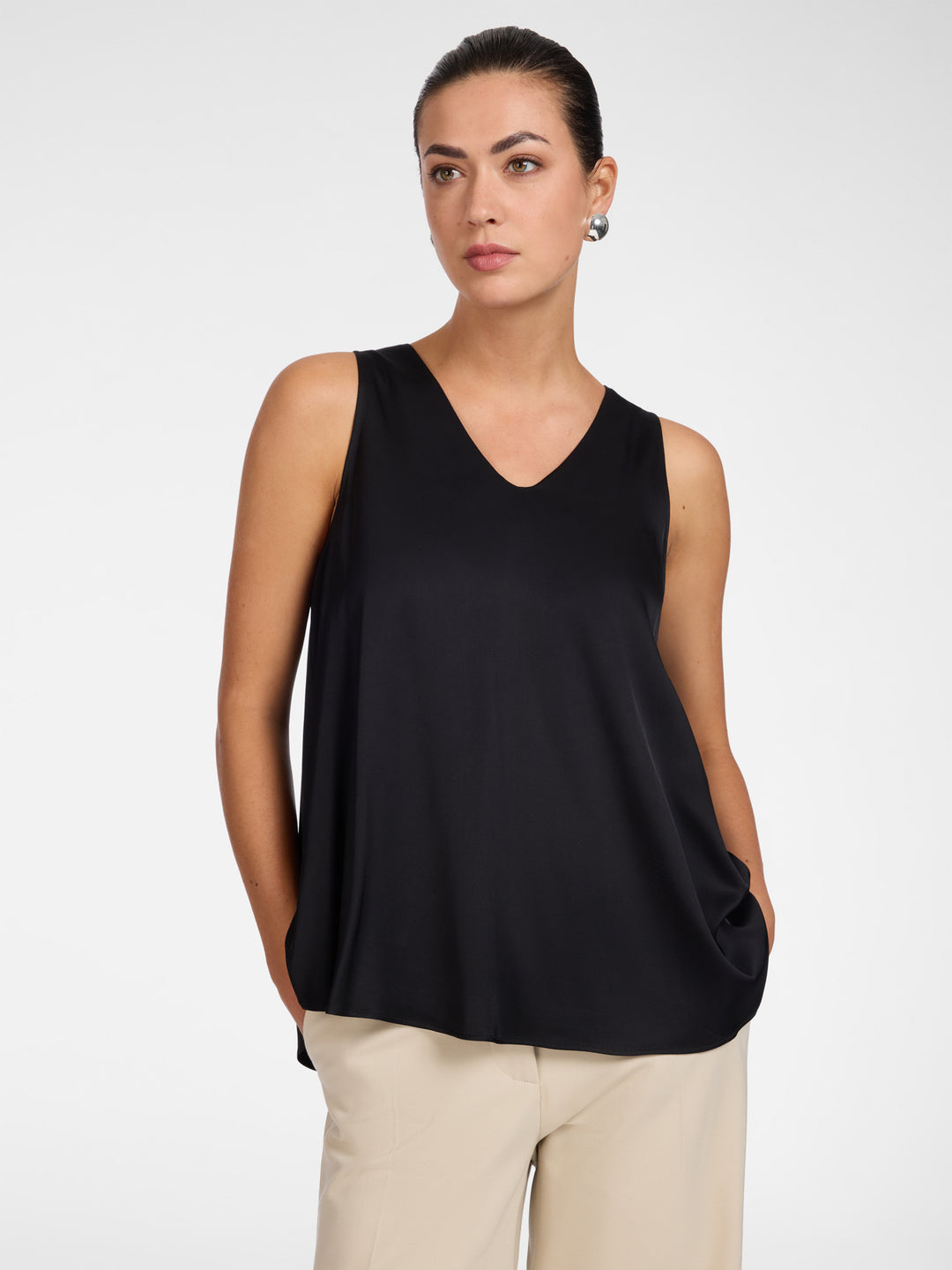 Black stretch satin V-neck camisole, sleeveless loose fit with curved hem