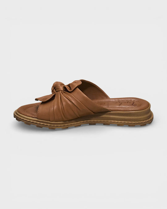 Tyche Slider with a Knot Tie Candy in Tan