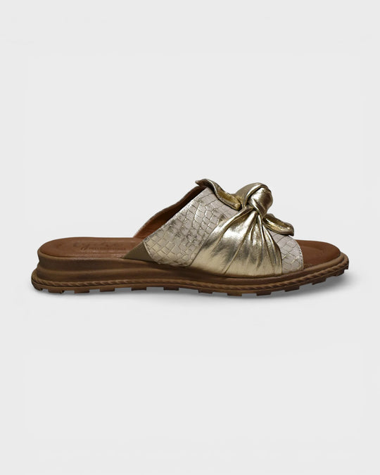 Tyche Slider with a Knot Tie Candy in Texas Gold