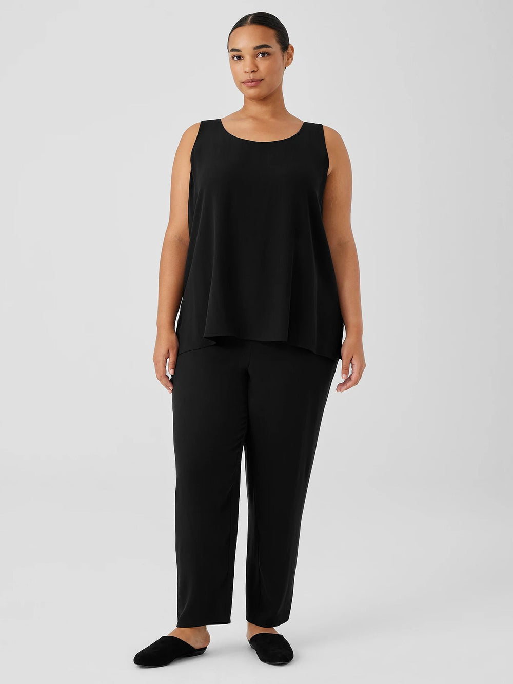 Eileen Fisher Silk Georgette Crepe Scoop neck Tank in Black
