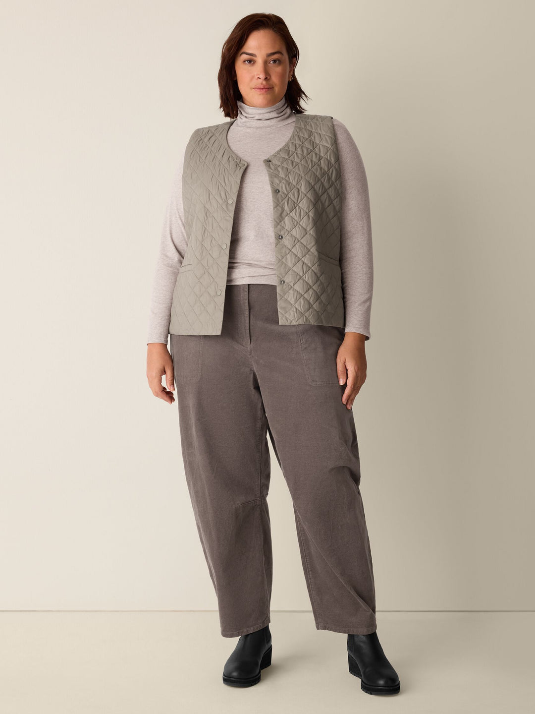 Eileen Fisher V Neck Quilted Vest in Reed