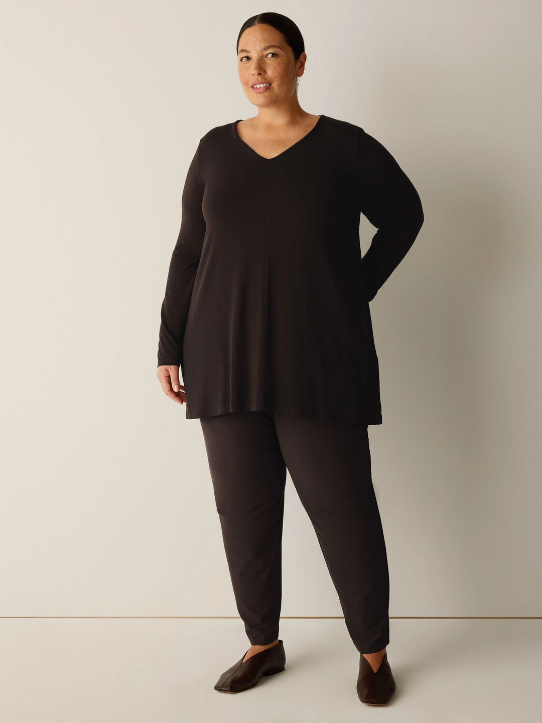 Eileen Fisher Washable Stretch Crepe Slim Pant in Coffee
