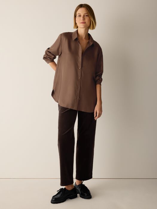 Silk twill long-sleeve button shirt with classic collar, hazel brown; worn with black pants