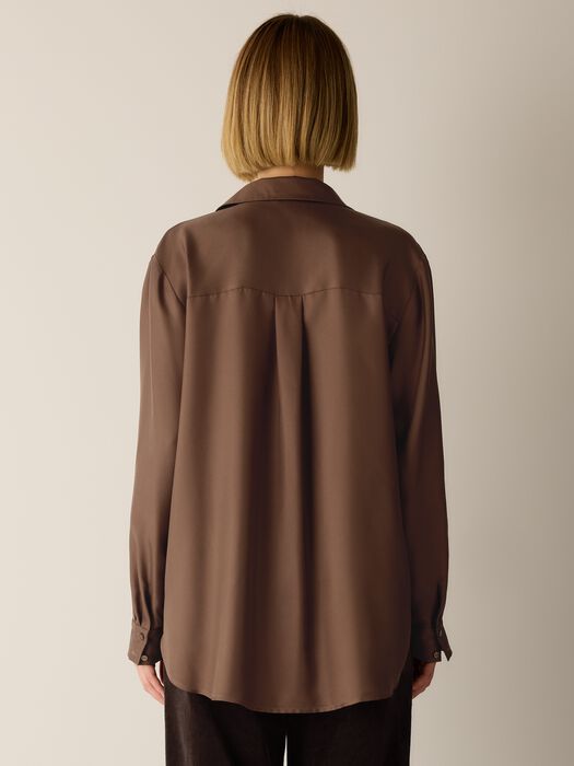 Silk twill long-sleeve shirt, back view with collar and yoke seams, hazel brown