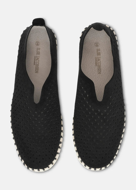 top view of Ilse Jacobsen Slip On Platform Laser cut Pattern Shoe in Black