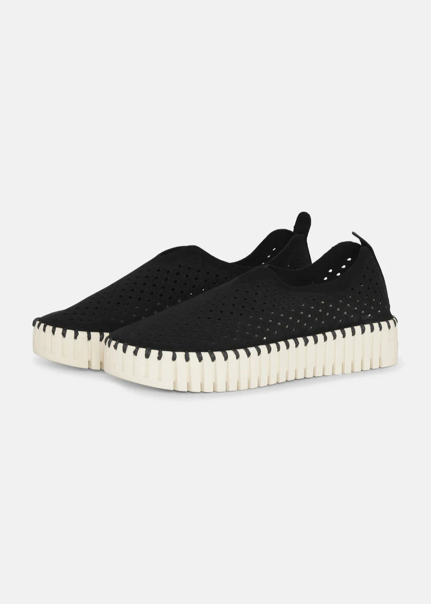 side view of Ilse Jacobsen Slip On Platform Laser cut Pattern Shoe in Black