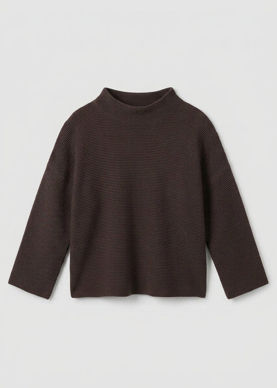 Coffee-brown knit sweater with funnel neck, relaxed fit and bracelet-length sleeves