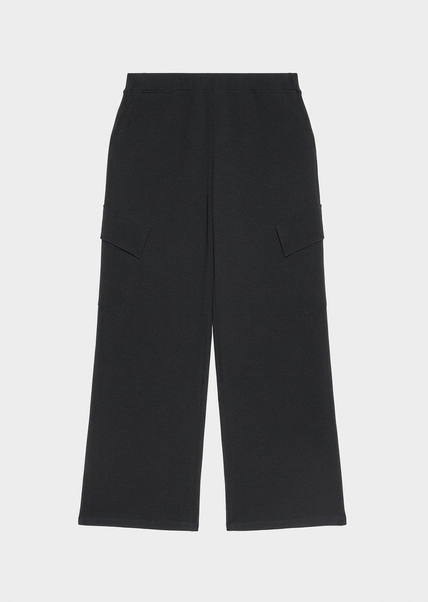 Black scuba twill pants with cargo pockets, wide-leg straight fit