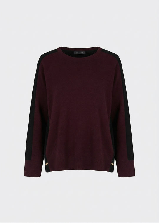 Crewneck viscose pullover, maroon stripe inlay at sleeves and neckline, dark body