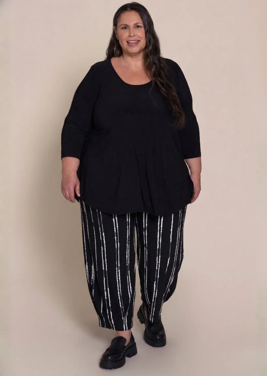 Black relaxed scoop-neck tee with 3/4 sleeves