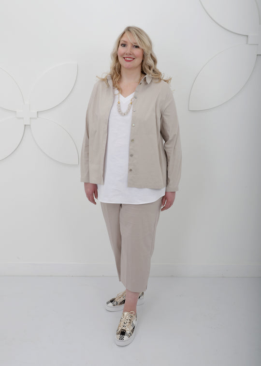 Toni T. Stretch Poplin Long Sleeve A-Line Shirt in Nature