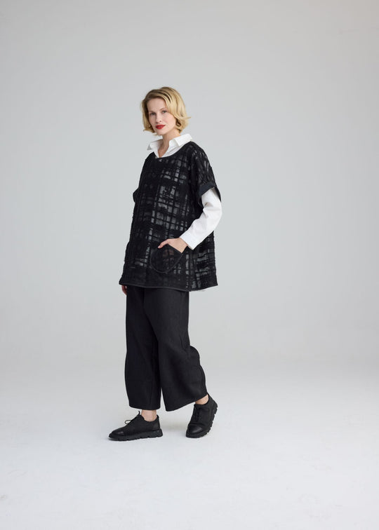 Luukaa Grid pattern Burnout tunic with trim in Black