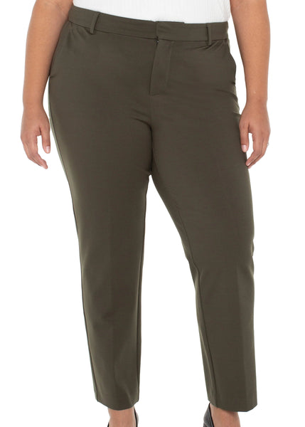 front view of plus size Liverpool Kelsey Super Stretch Ponte Pant in Forest Night