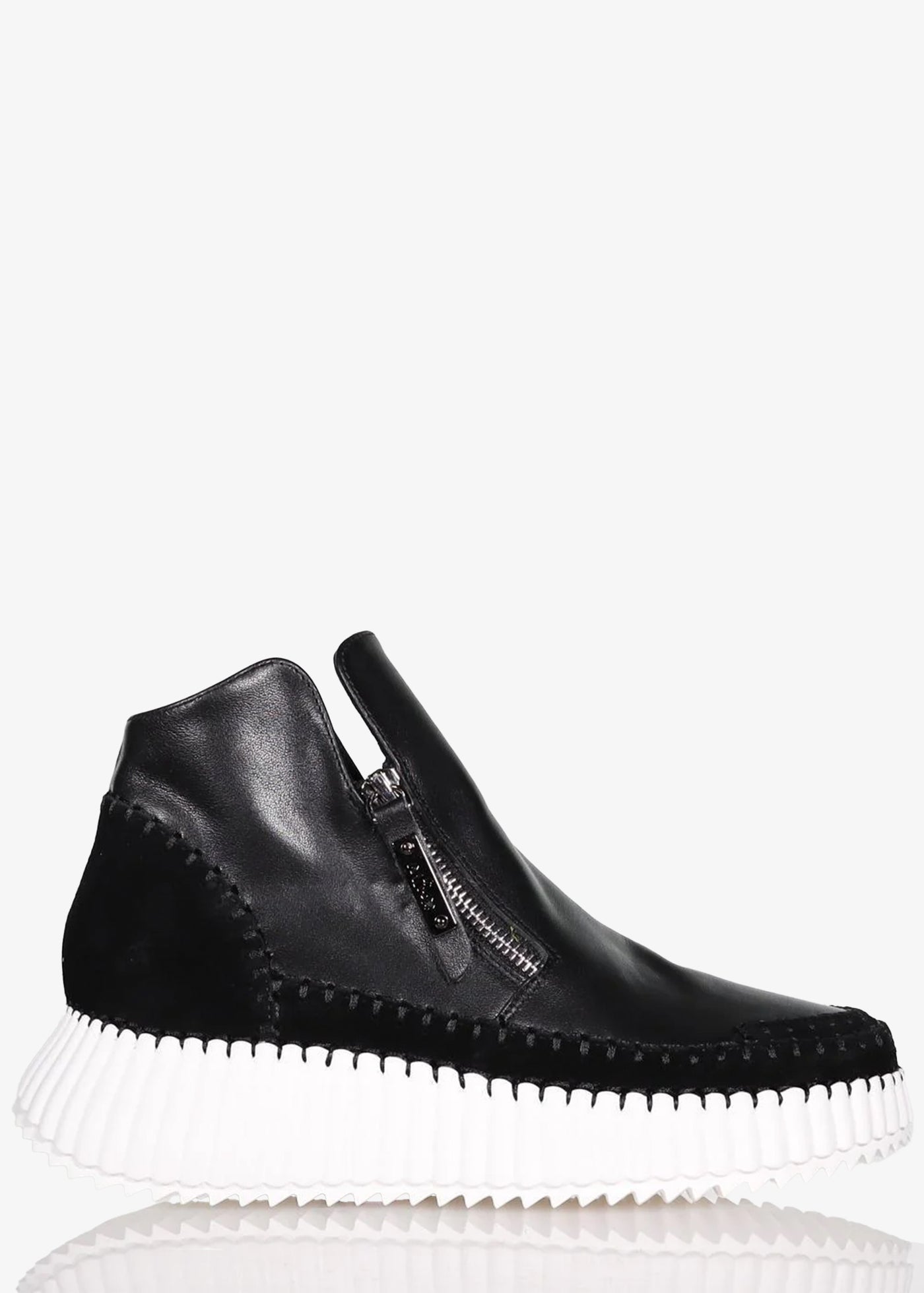 Minx Wesley Leather & Suede High Top Zip Runner in Blk Combo