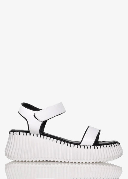 Minx Blake Platform Sandal in White