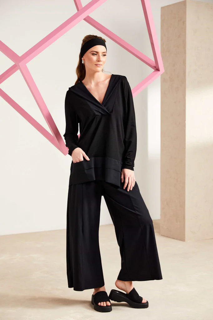 Naya Long Sleeve Popover Hoody with Taffeta Trim in Black