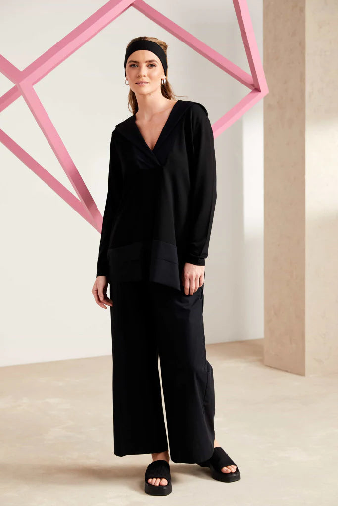 Naya Long Sleeve Popover Hoody with Taffeta Trim in Black