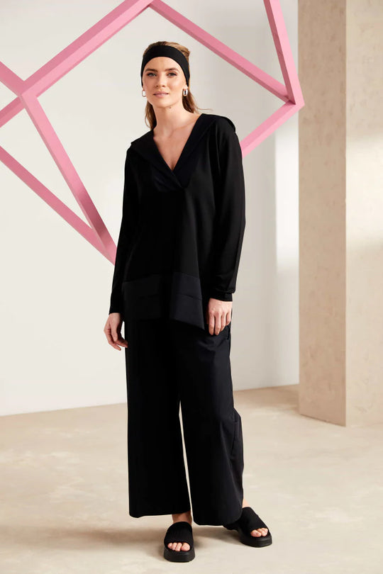Naya Long Sleeve Popover Hoody with Taffeta Trim in Black